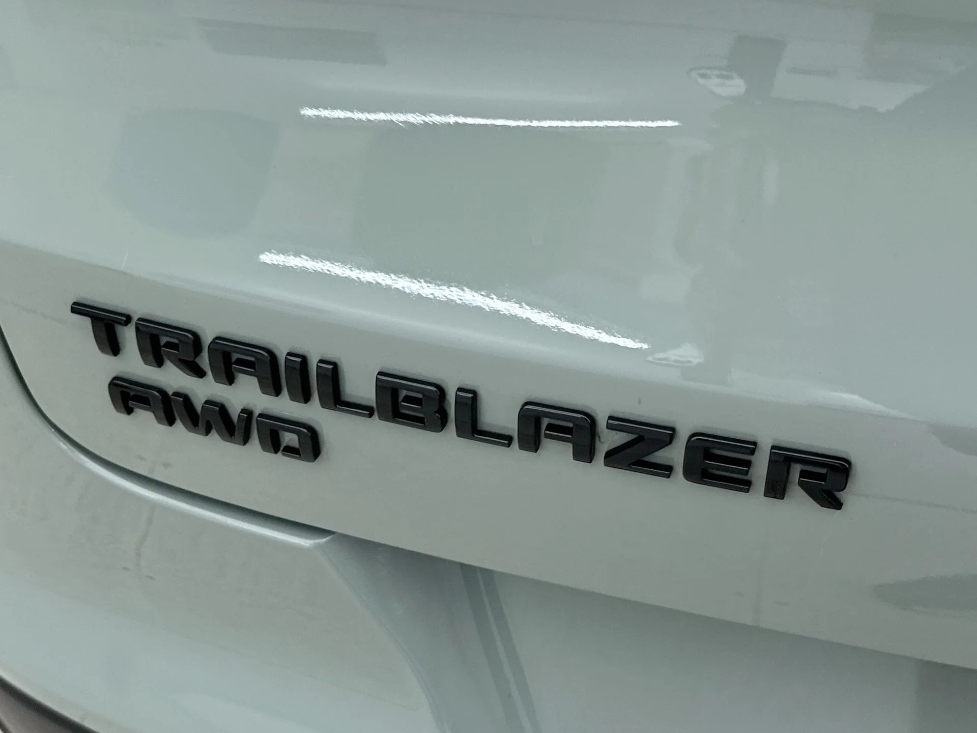 Used 2024 Green Chevrolet RS image 37