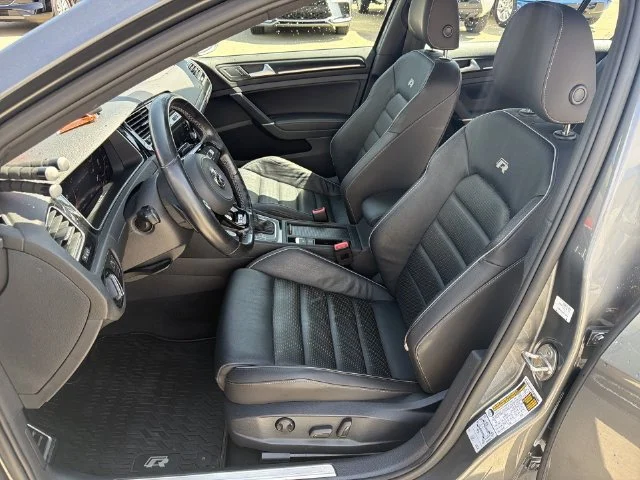Used 2019 Gray Volkswagen DCC & Navigation 4Motion image 19
