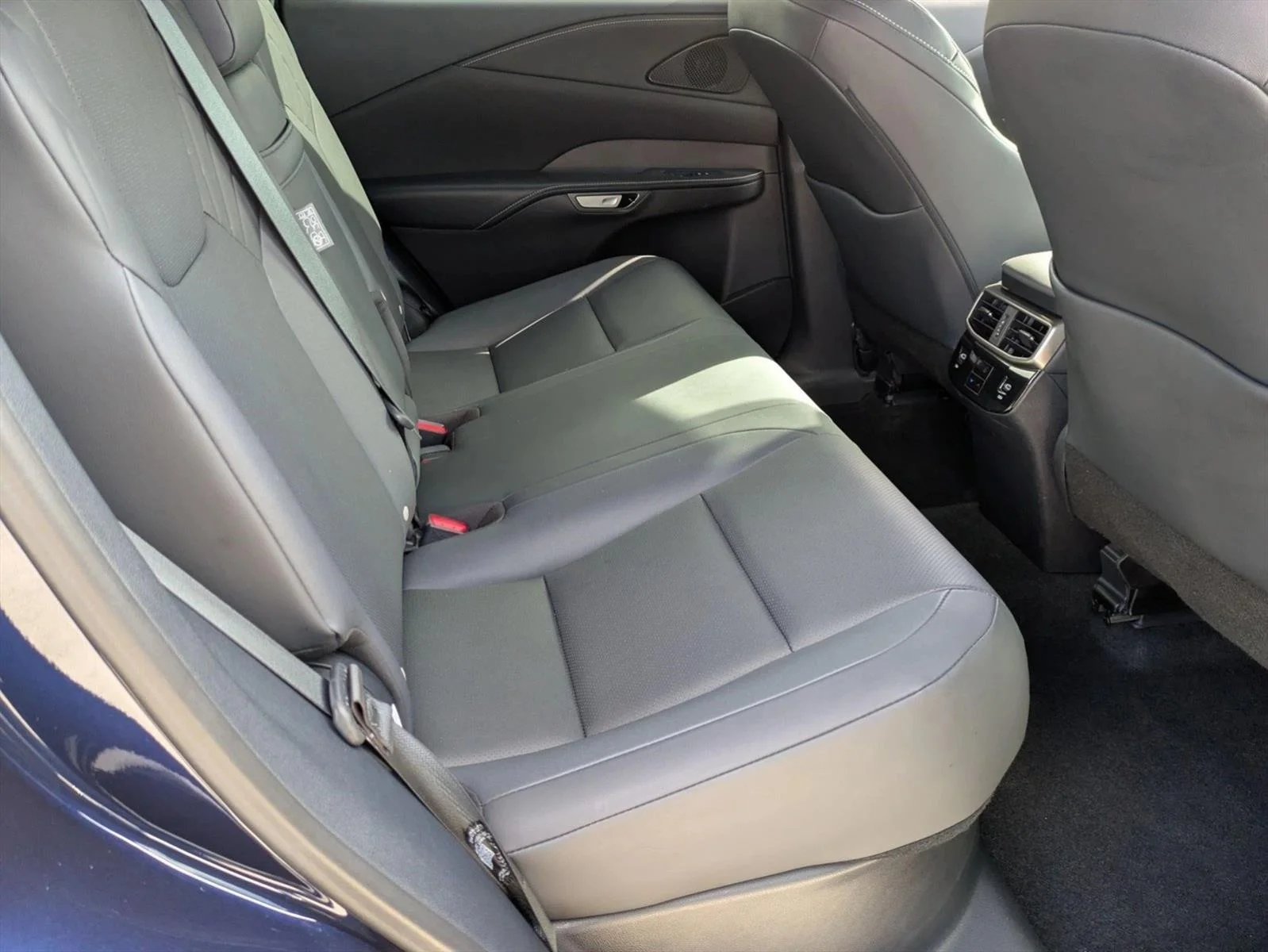 2024 Lexus RX 350 - Photo 19