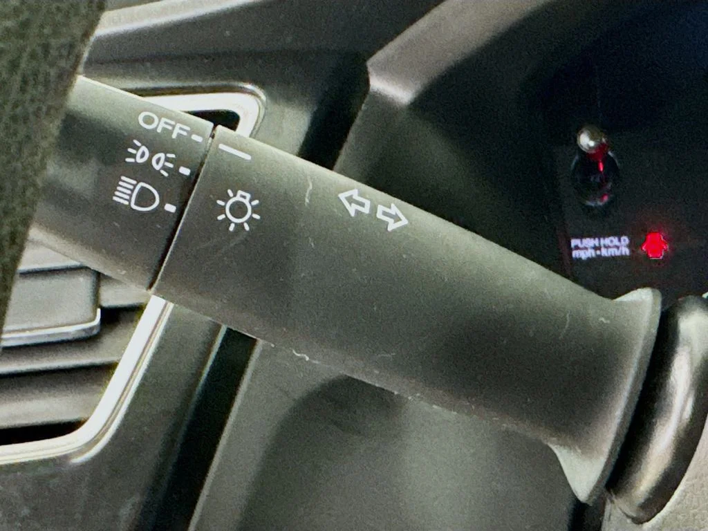 Used 2013 Silver Honda LX image 13