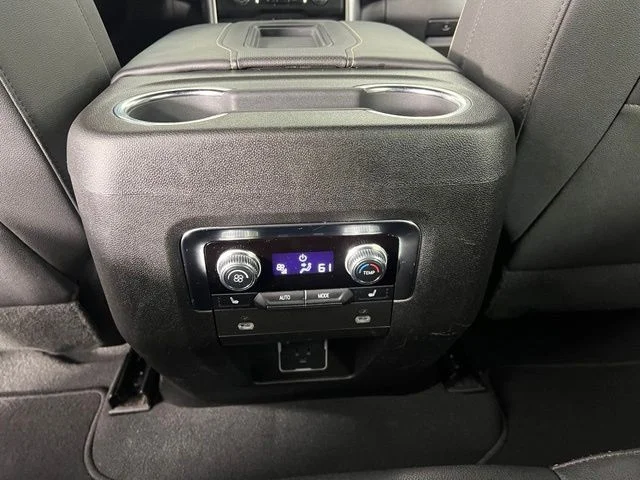 2023 GMC Yukon XL SLT - Photo 36