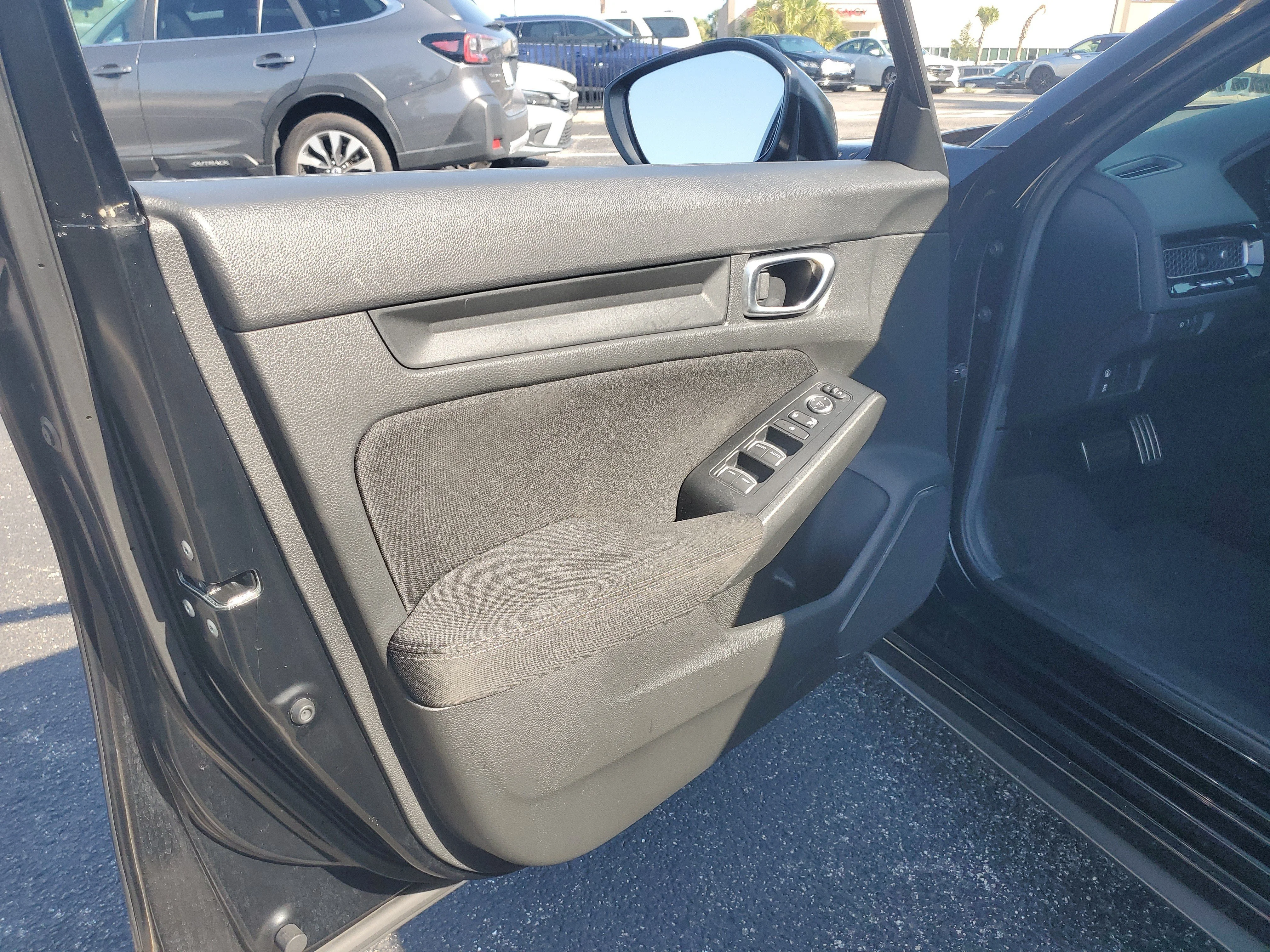 Used 2024  Honda Sport image 22