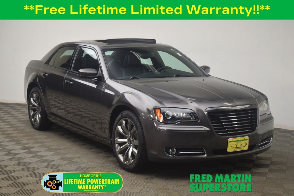2014 Chrysler 300 S V6's photo