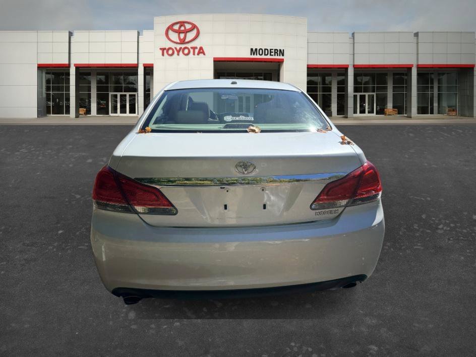 Used 2012 Blizzard Pearl Toyota Limited image 6