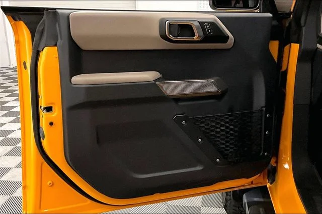 Used 2022 Cyber Orange Metallic Tricoat Ford Wildtrak image 19