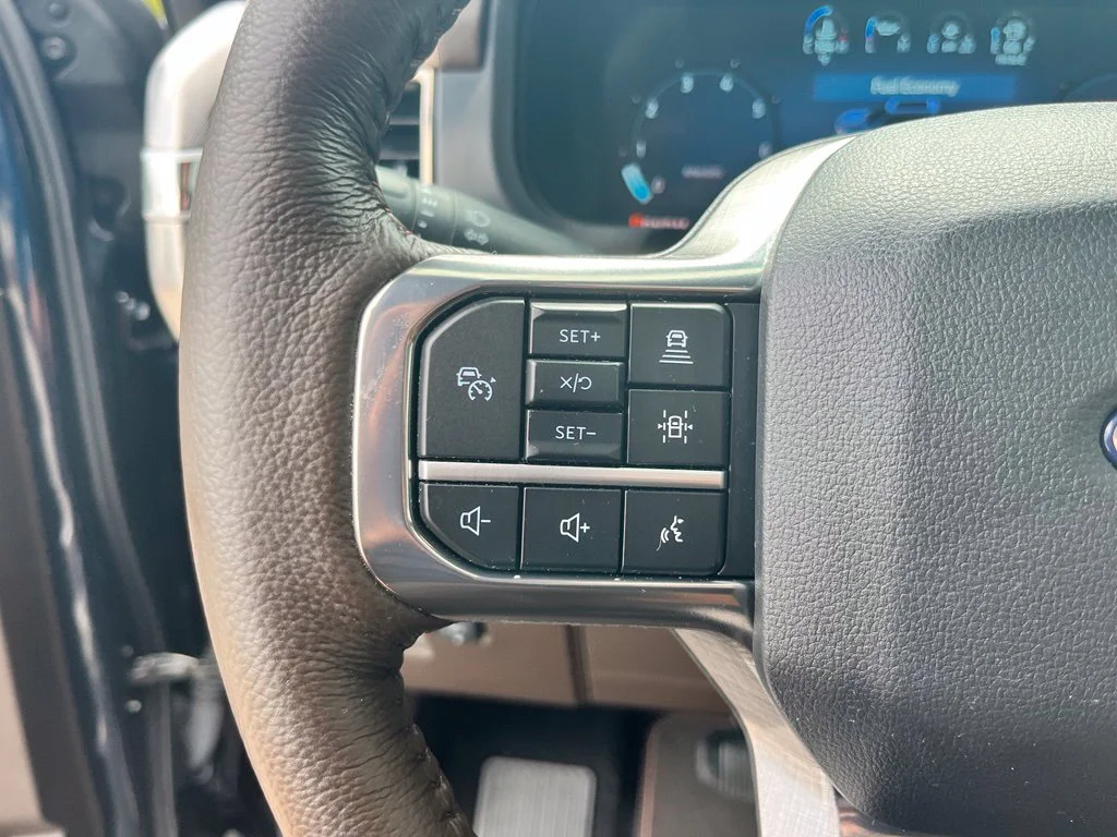 Used 2024 Blue Ford King Ranch image 21