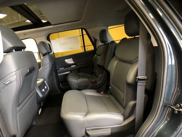 New 2026 Stone Blue Metallic Ford Active image 21
