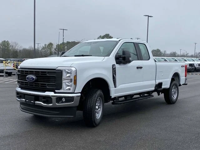 New 2026 Oxford White Ford XL image 7