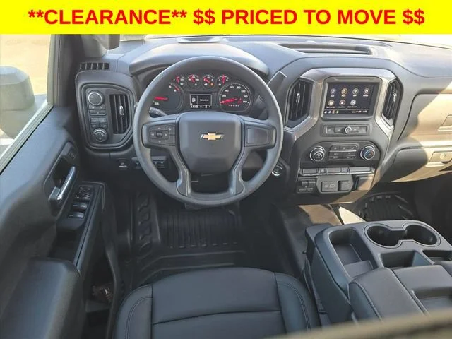 New 2026 Summit White Chevrolet Work Truck image 27