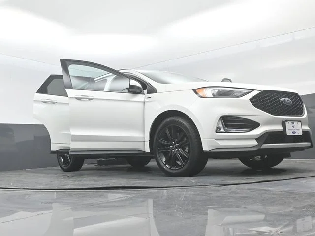 2024 Ford Edge ST-Line - Photo 29
