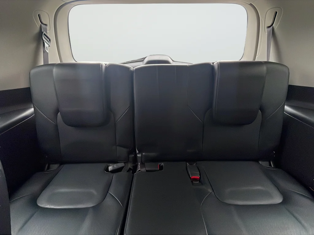 Used 2019 Black INFINITI LUXE image 29