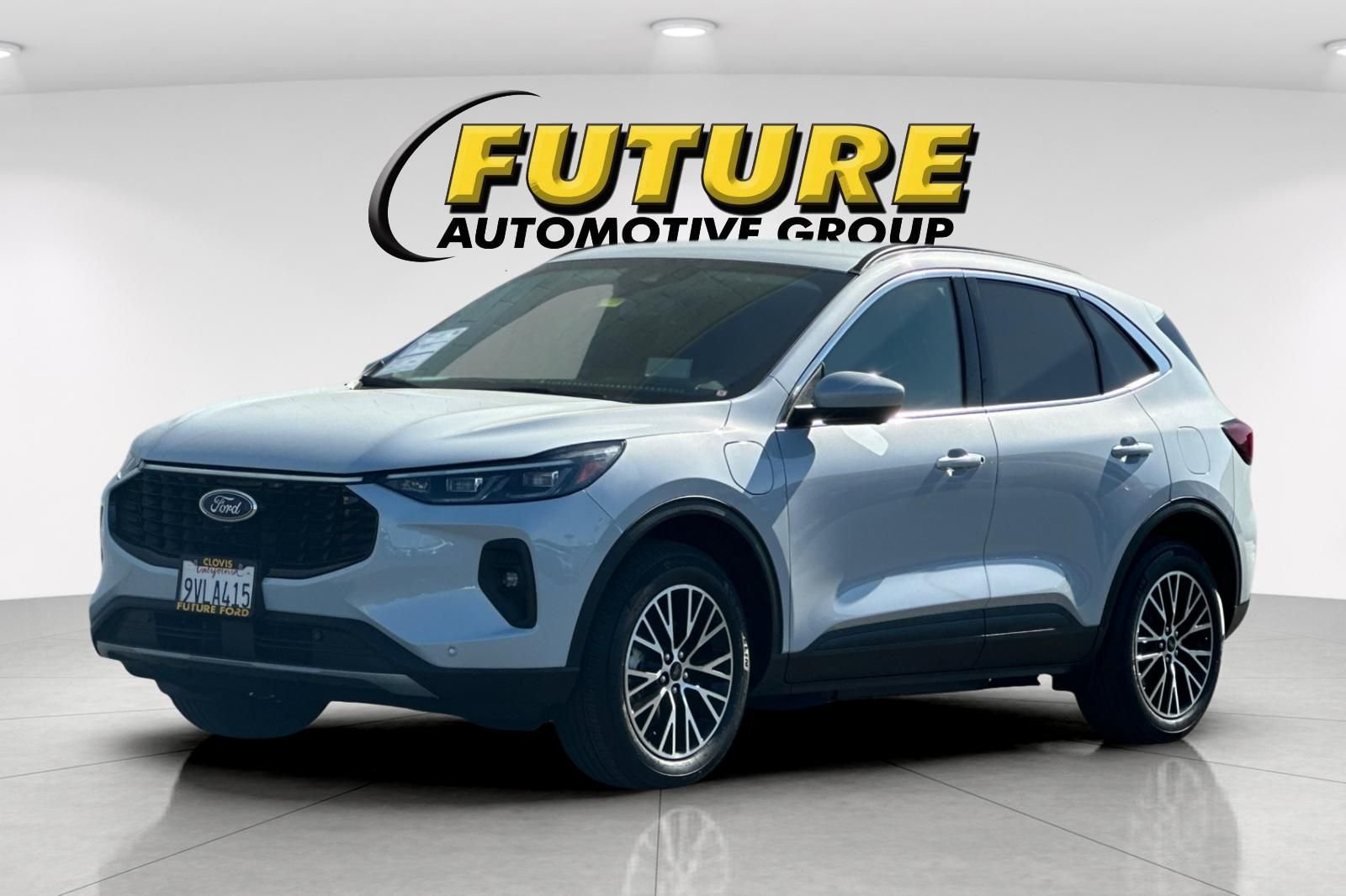 Used 2025 Silver Ford Base image 7