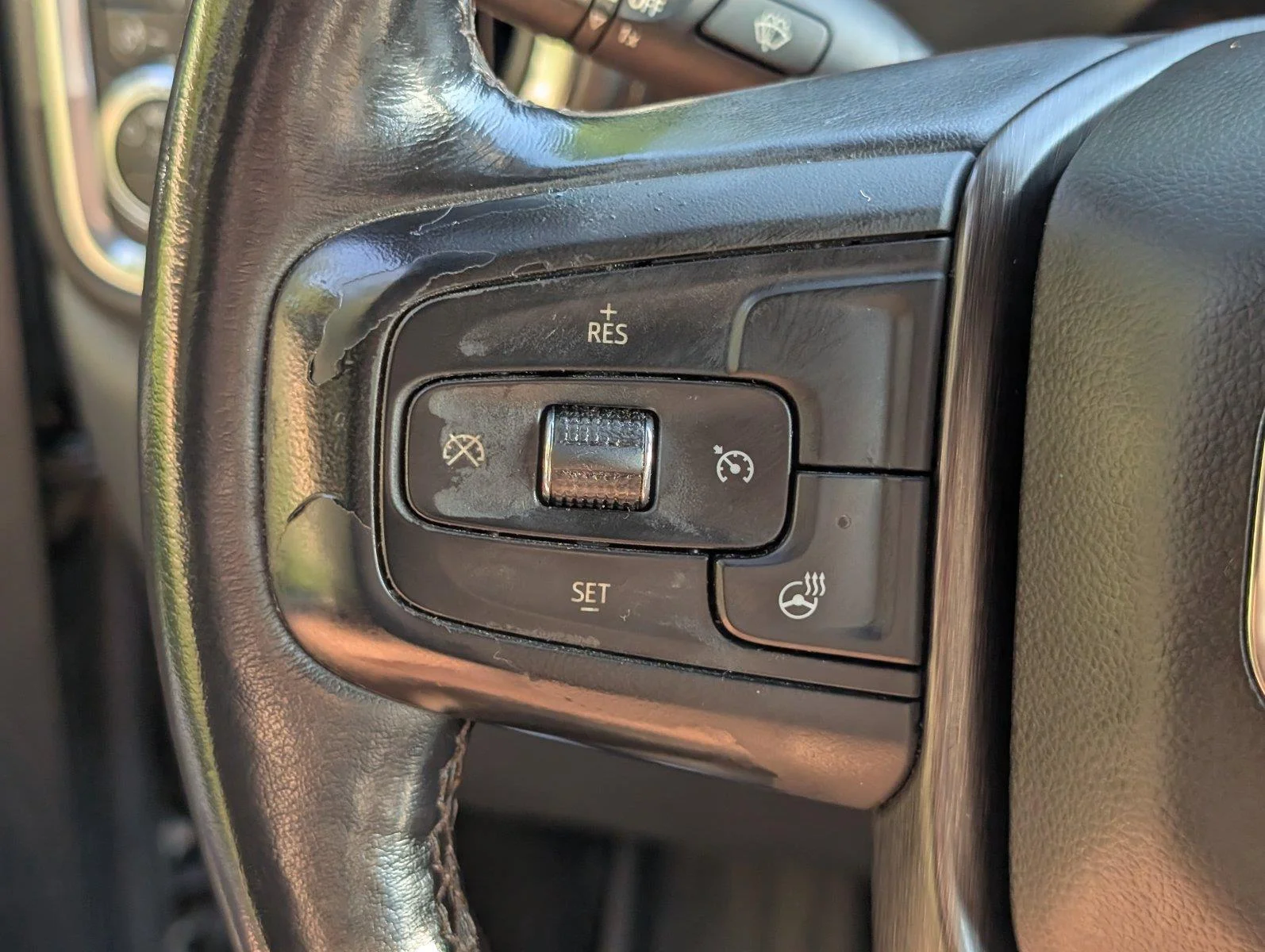 Used 2021 SATIN STEEL METALLIC GMC AT4 image 30