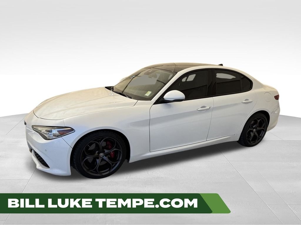Used 2019 White Alfa Romeo Ti Sport image 1