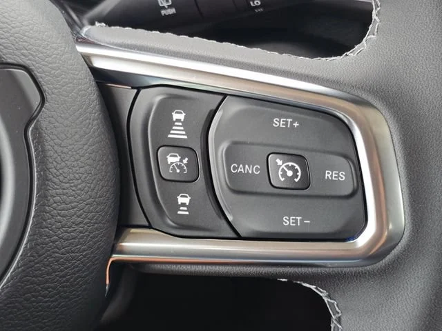 New 2026 Goldilocks Jeep Sahara image 22