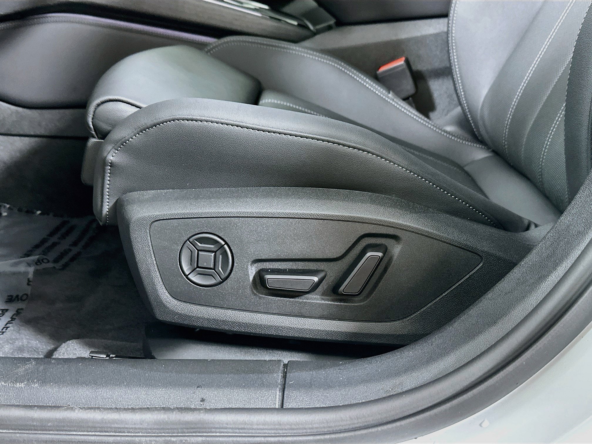 Used 2026 White Audi Prestige image 19
