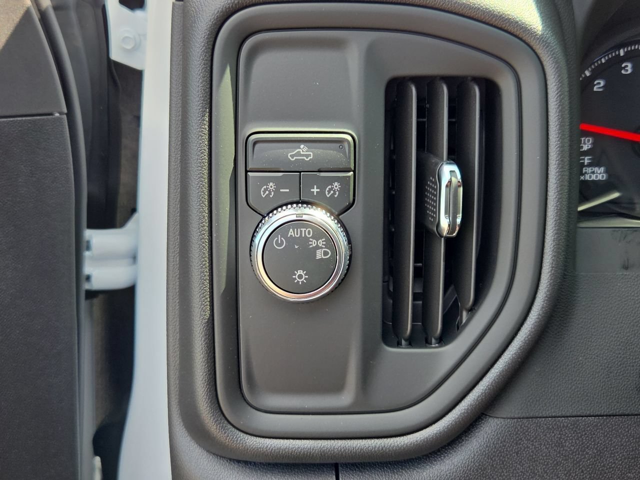 2026 GMC Sierra 1500 Pro - Photo 17