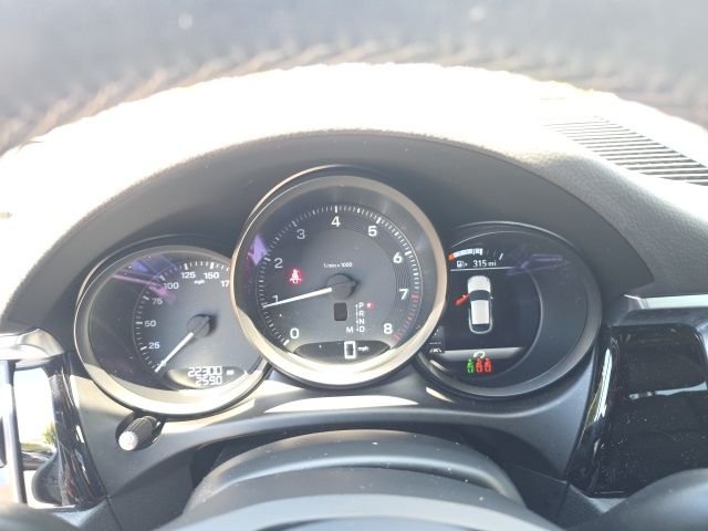 2023 Porsche Macan - Photo 7