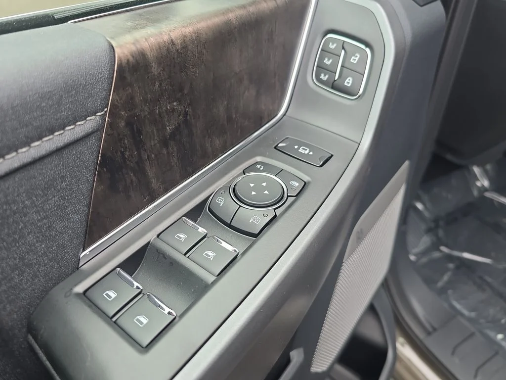 New 2026 Gray Ford Lariat image 15