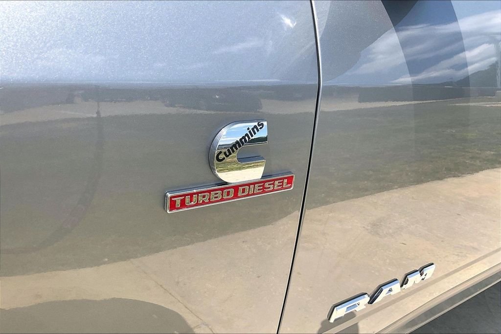 Used 2024 Silver Ram Laramie image 13