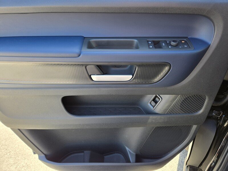 2025 Volkswagen ID. Buzz PRO S - Photo 10