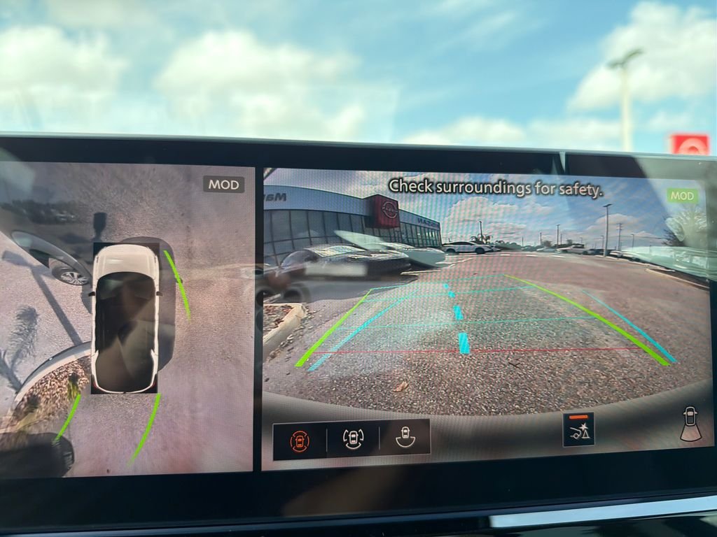 New 2026 Nissan Pathfinder SL 4D Sport Utility