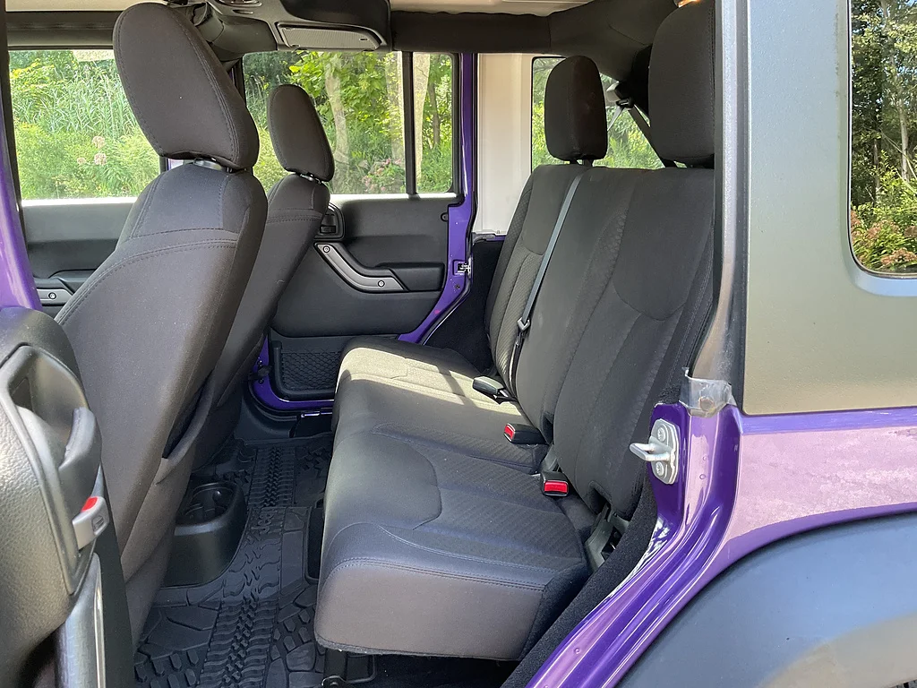 Used 2017 Xtreme Purple Clear Coat Jeep Sport image 9