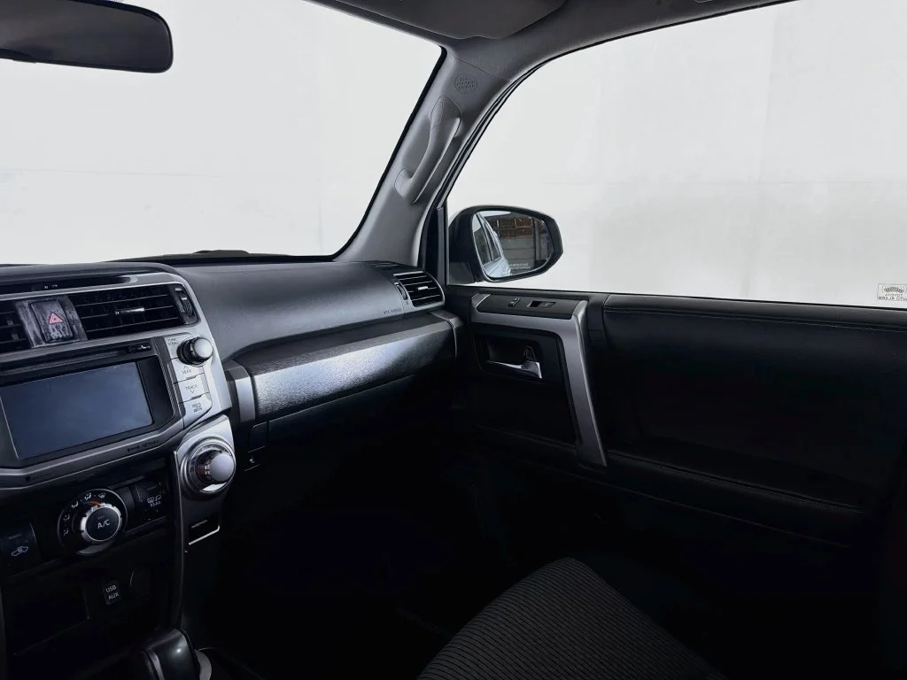 Certified Used 2019 Silver Toyota SR5 image 20