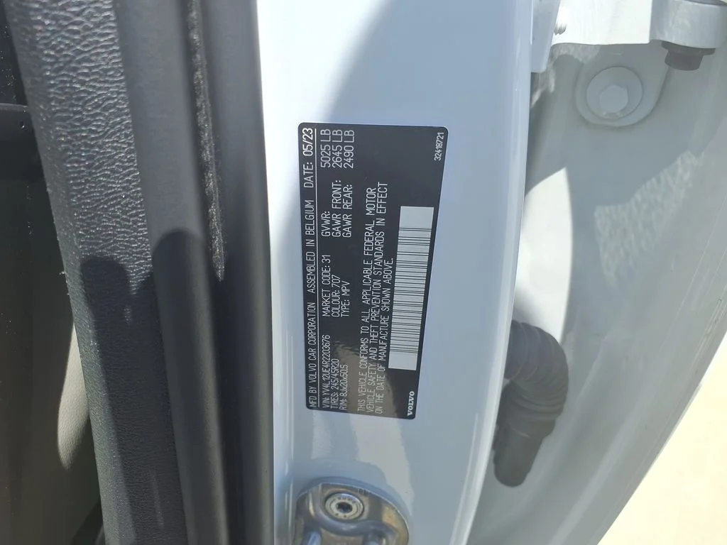 Certified Used 2024 White Volvo B5 Plus Bright Theme image 40