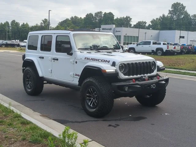 Used 2025 White Jeep Rubicon X image 15