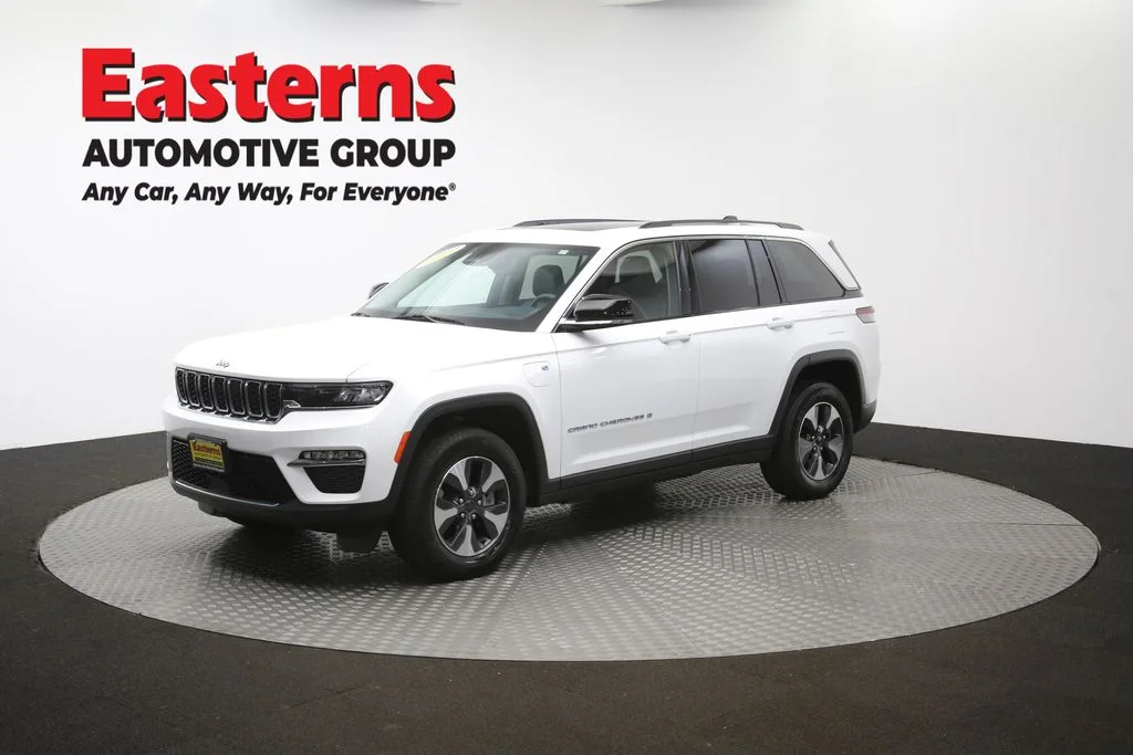 Used 2023 White Jeep 4xe image 60
