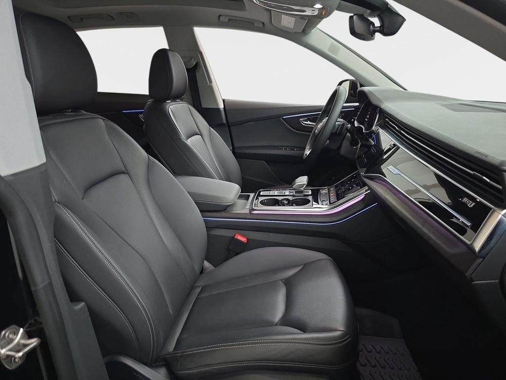 Used 2022  Audi 55 Premium Plus image 10