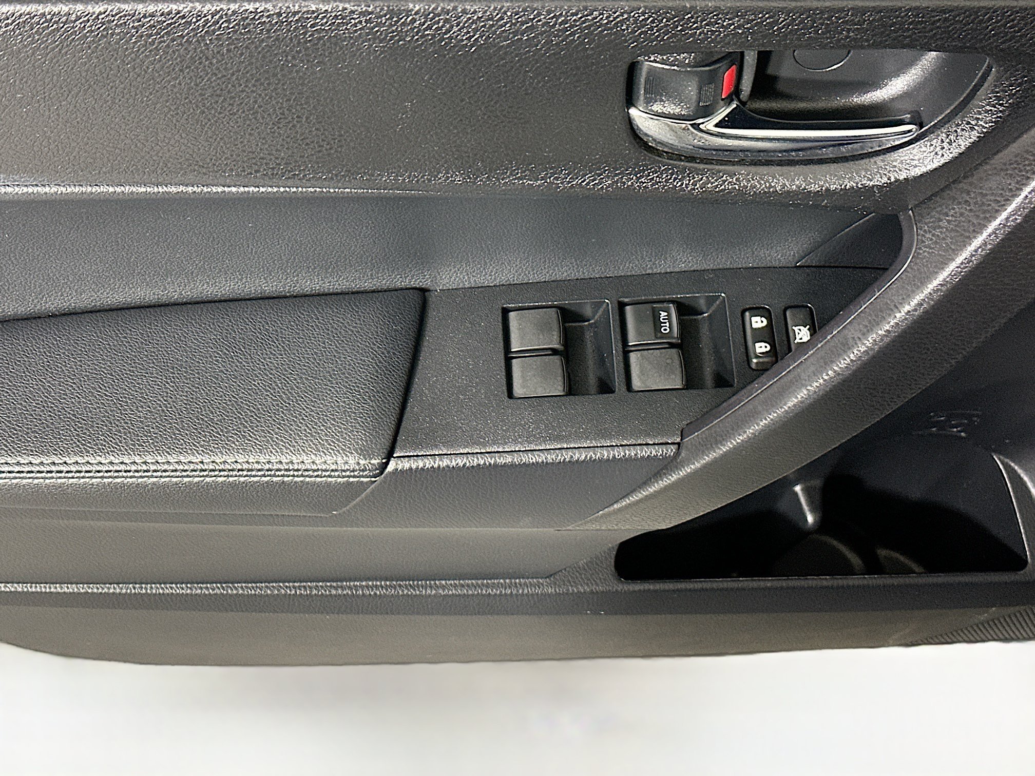 Used 2019 Black Sand Pearl Toyota SE image 14