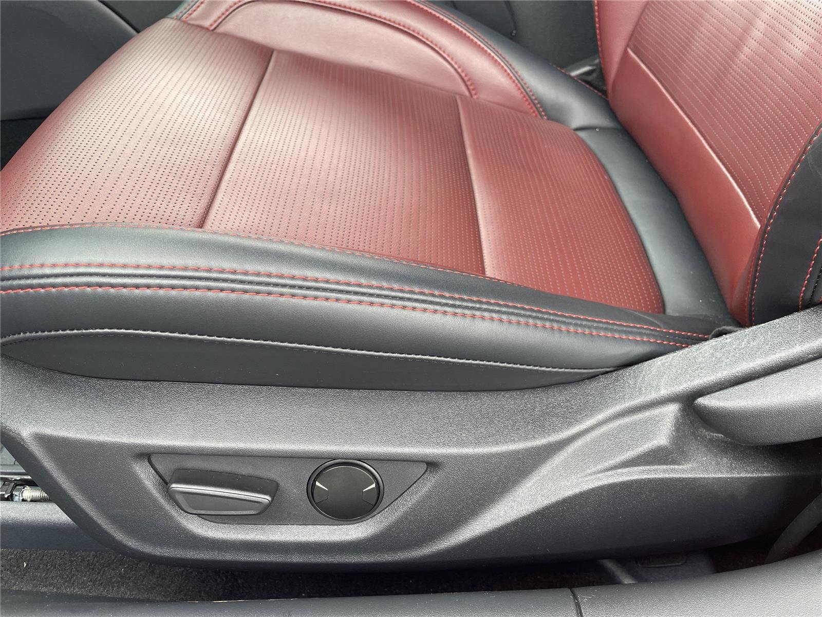 Used 2025 Race Red Ford GT Premium image 12