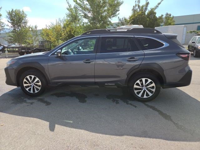 Used 2025 Magnetite Gray Metallic Subaru Premium image 7