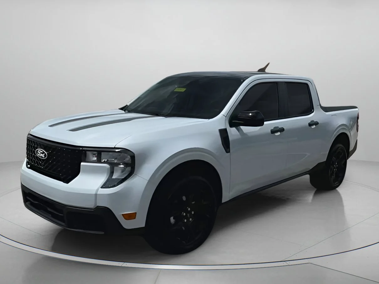 2025 Ford Maverick XLT - Photo 9