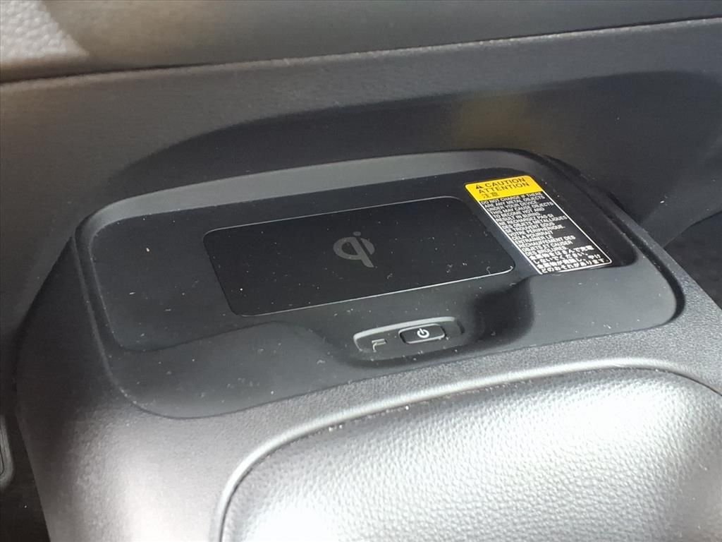 Certified Used 2025  Toyota LE image 26