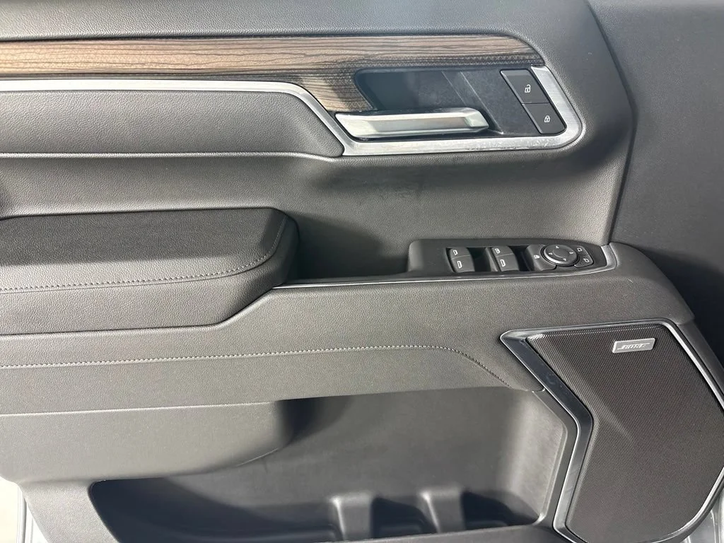 New 2026 Sterling Gray Metallic Chevrolet RST image 23