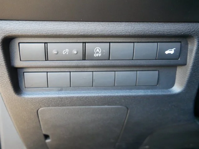 Certified Used 2026 Graphite Gray Mitsubishi SE image 16