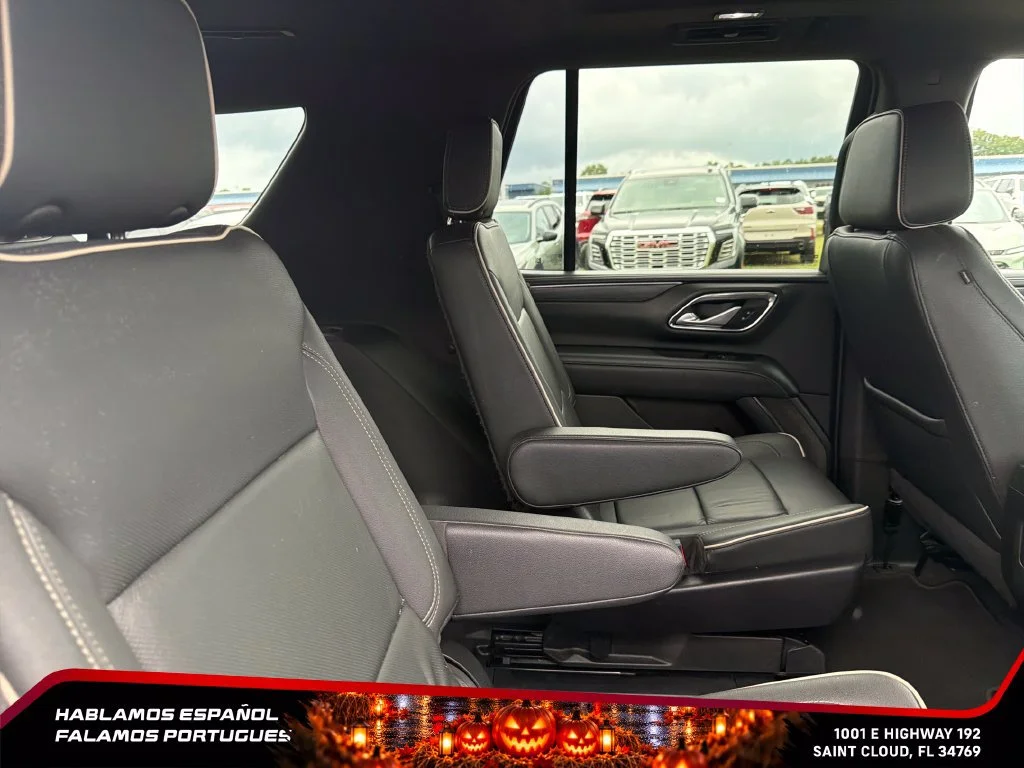 Used 2022 WHITE FROST TRICOAT GMC SLT image 33