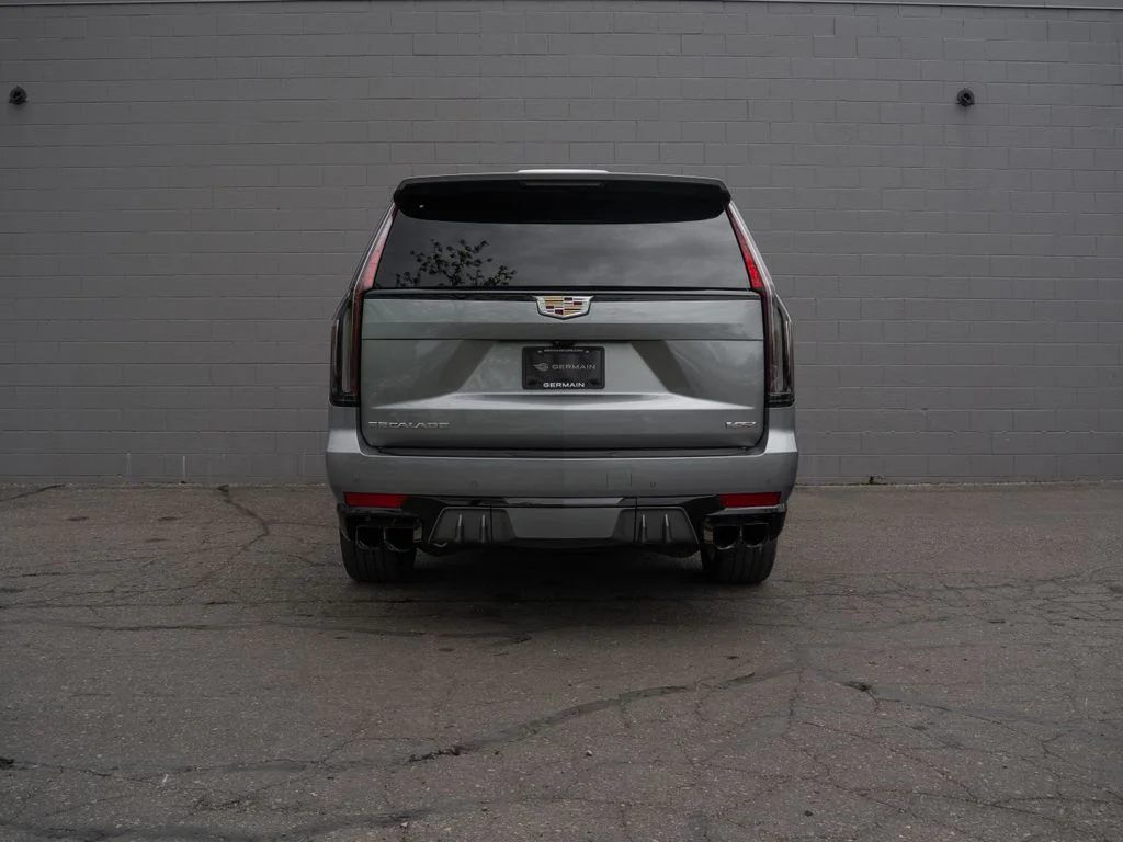 Used 2023 Silver Cadillac V-Series image 6