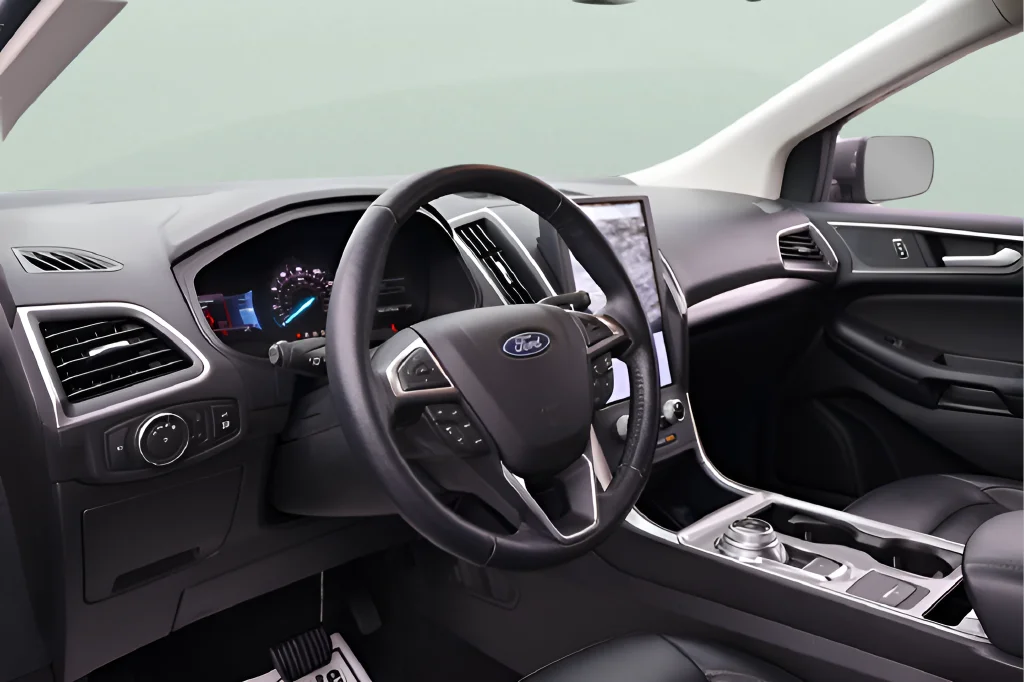 Used 2023 Gray Ford SEL image 15