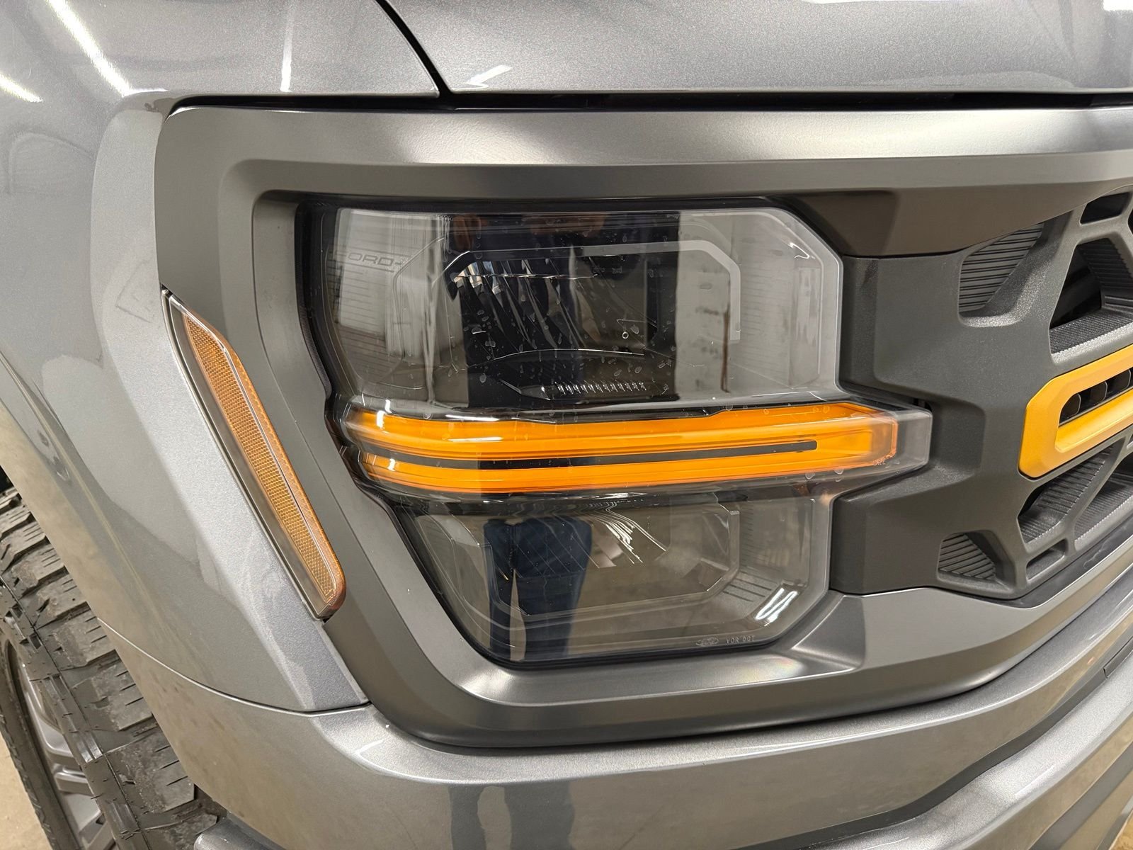 Used 2025 Gray Ford Tremor image 4