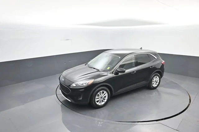 Certified Used 2020 Black Metallic Ford SE image 28