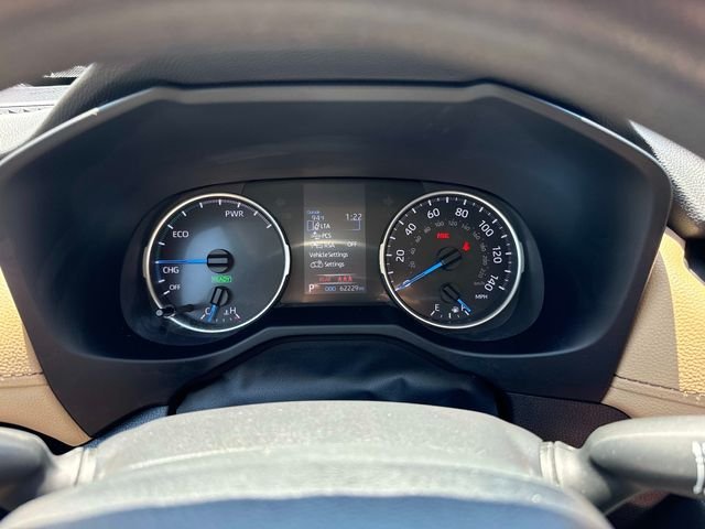 Used 2022 Black Toyota LE image 22