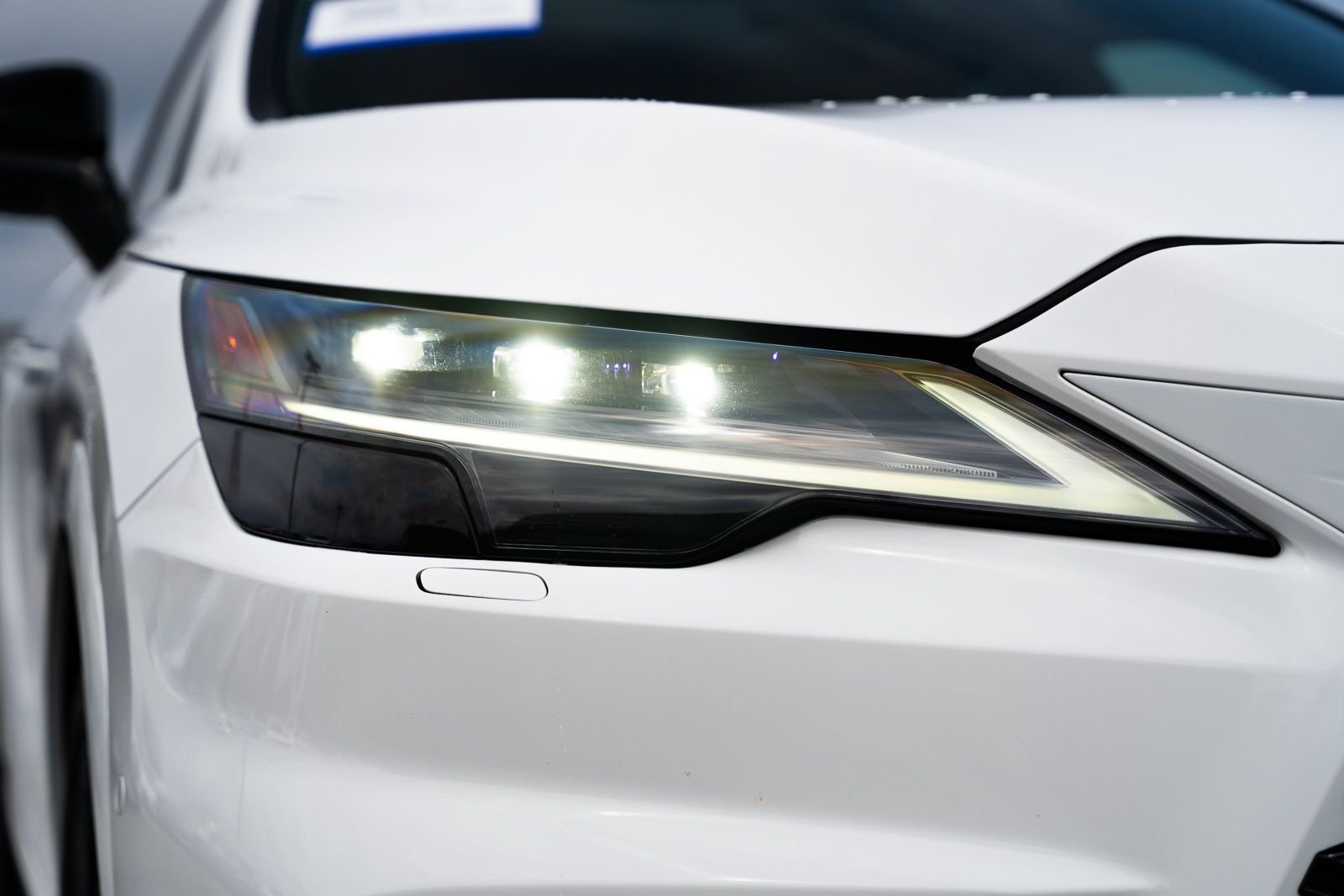 Certified Used 2023 White Lexus 500h F SPORT Performance image 11