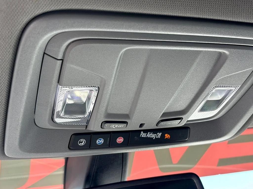 Used 2020 Red Chevrolet RST image 38