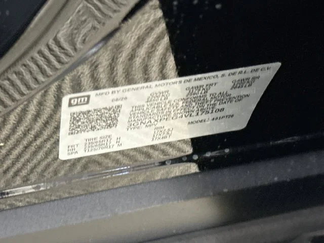 New 2027 Mosaic Black Metallic Chevrolet LT image 34