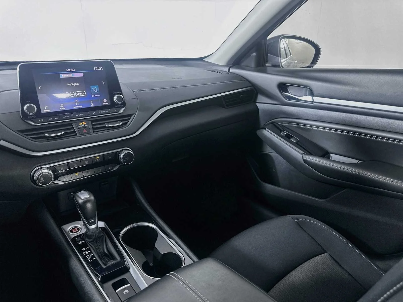 Used 2022 Storm Blue Metallic Nissan 2.5 SV image 22