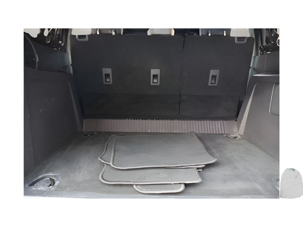Used 2023 Silver Ford Outer Banks image 13